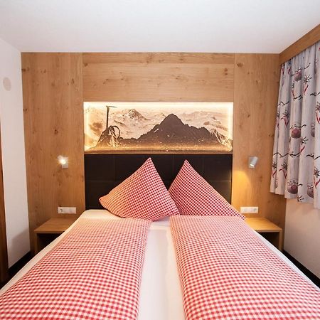 Haus Kuechelspitz Bed & Breakfast Ischgl Eksteriør bilde
