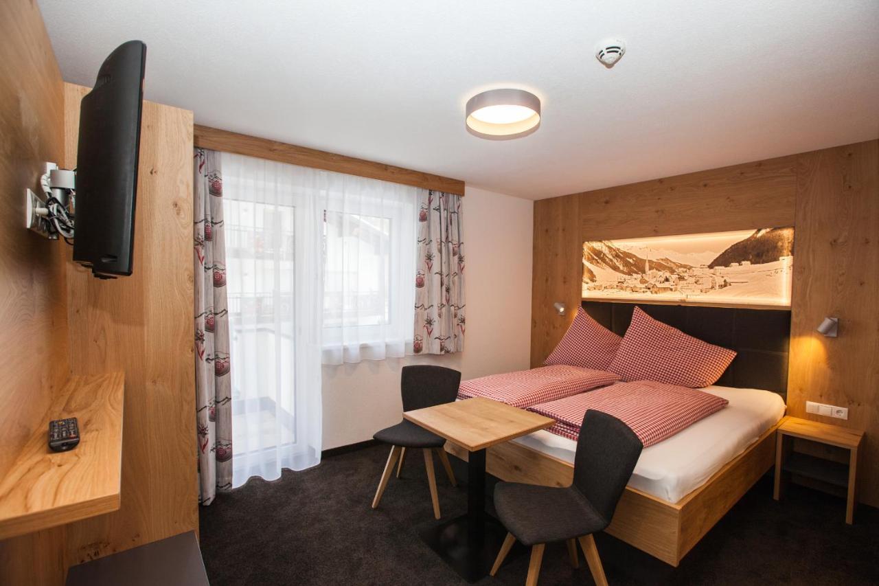 Haus Kuechelspitz Bed & Breakfast Ischgl Eksteriør bilde