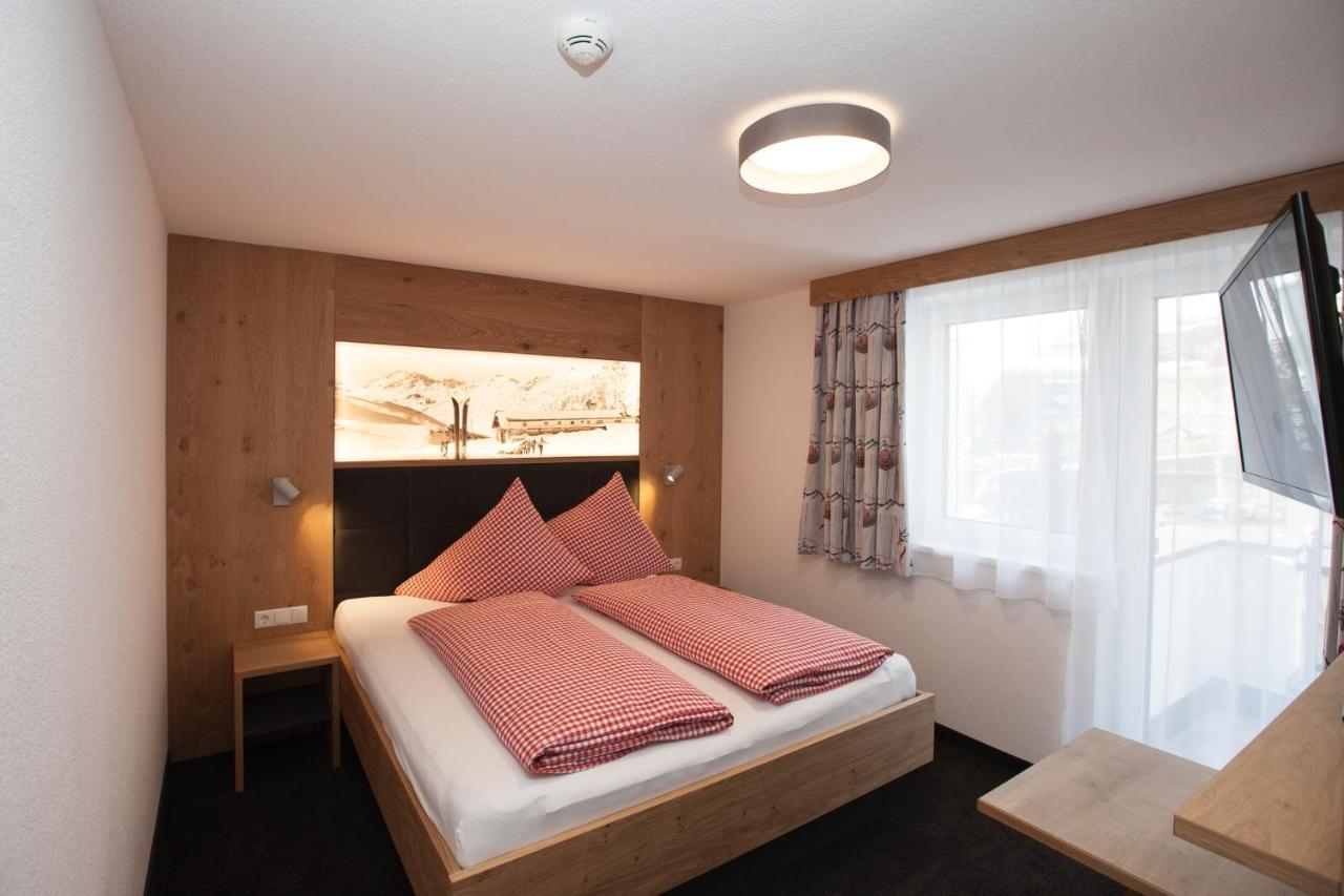 Haus Kuechelspitz Bed & Breakfast Ischgl Eksteriør bilde